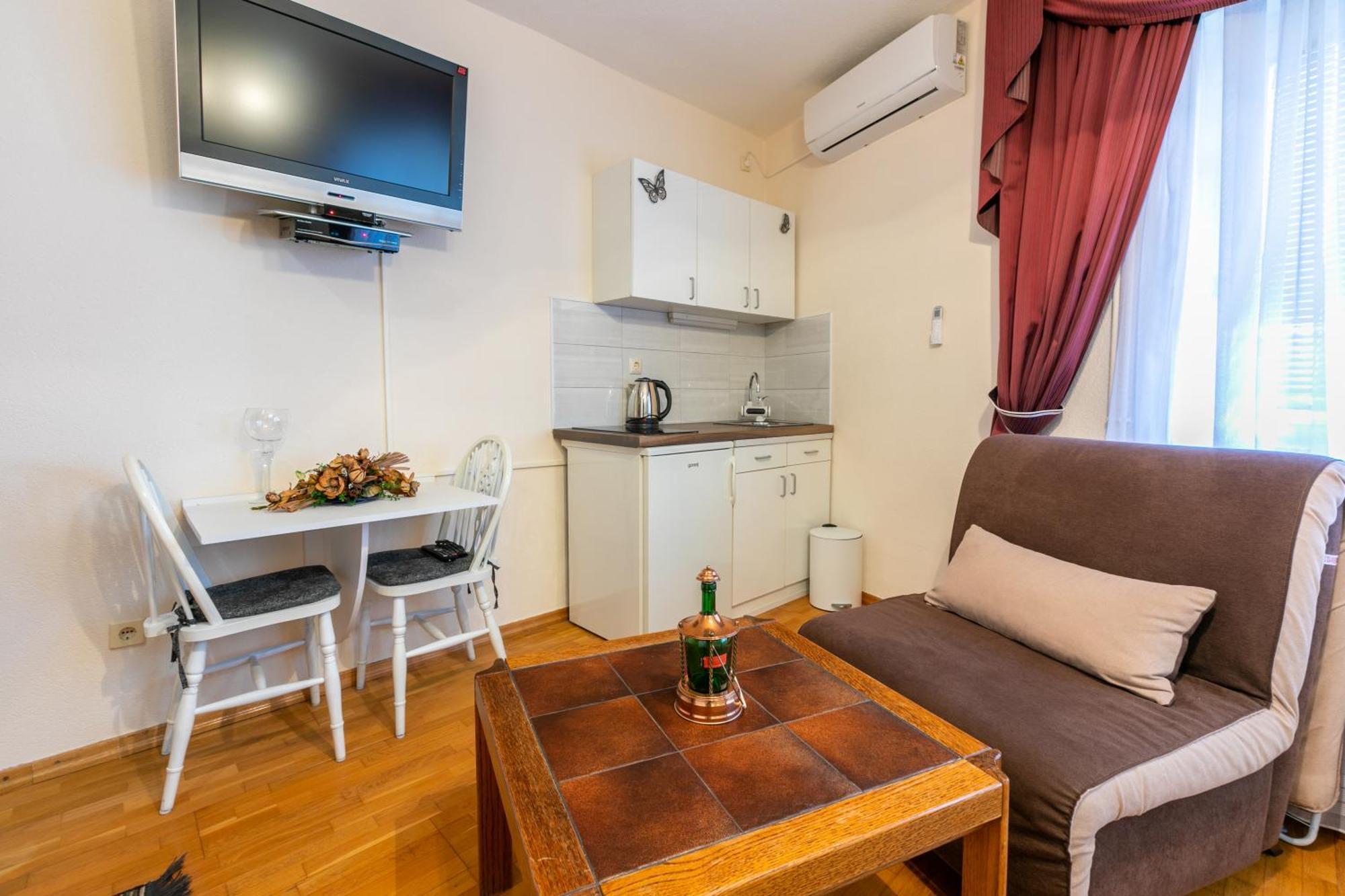App Beni Apartment Криквеница Стая снимка